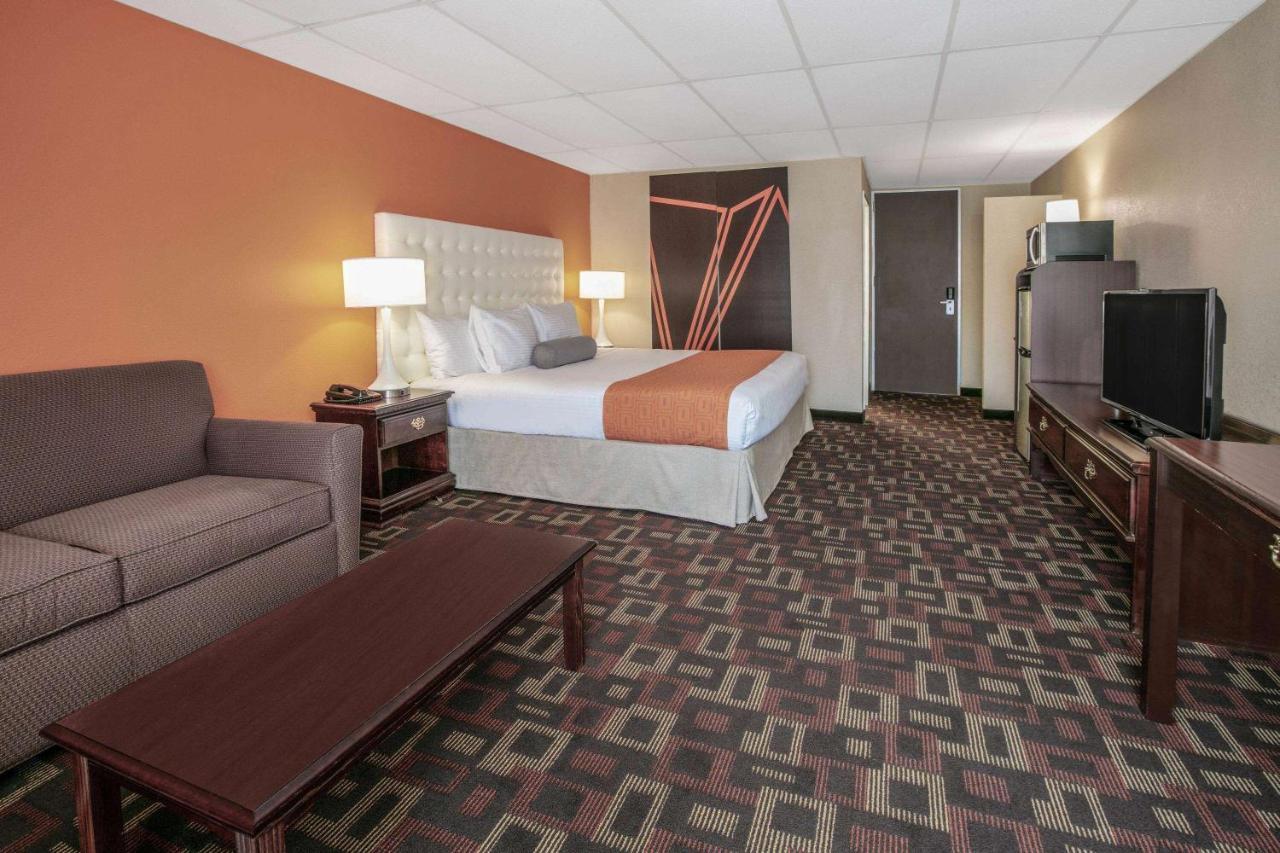 Howard Johnson By Wyndham Oklahoma City Okc Airport, Fairgrounds, I40 Bagian luar foto