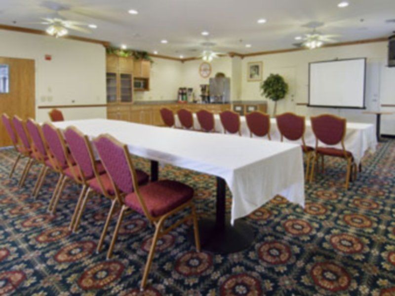 Howard Johnson By Wyndham Oklahoma City Okc Airport, Fairgrounds, I40 Bagian luar foto